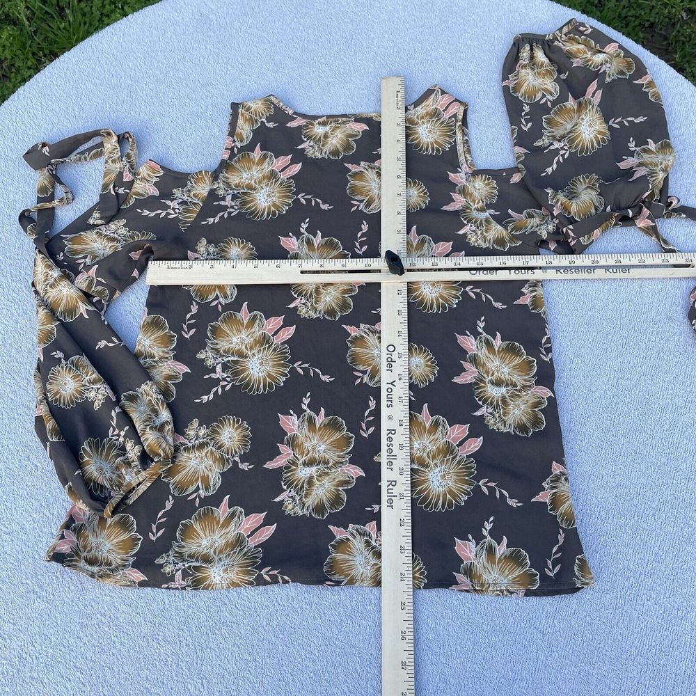 Sienna Sky Cold Shoulder Top Women's Size S Brown with Yellow Flowers Bow Sleeve - Picture 11 of 11